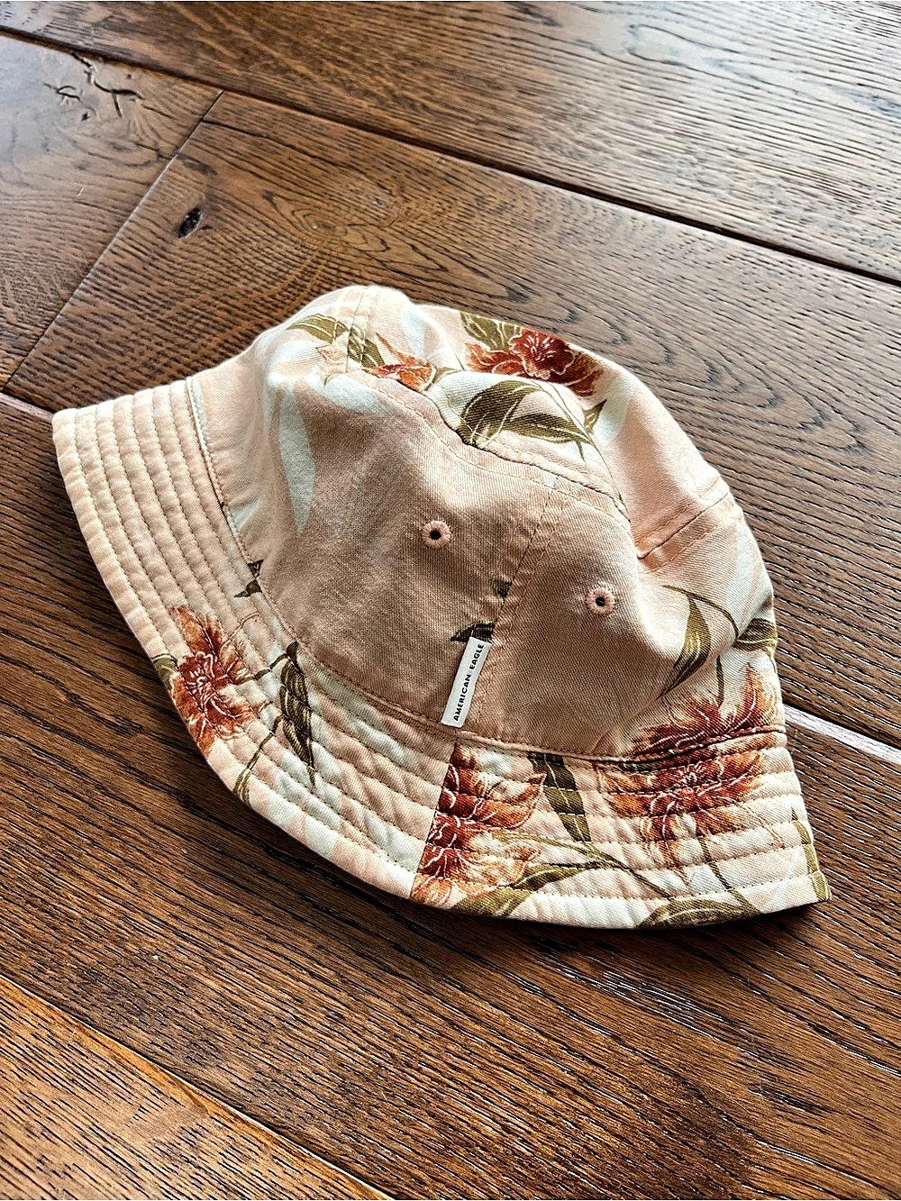 American Eagle Floral Reversible Bucket Hat Pink & Green